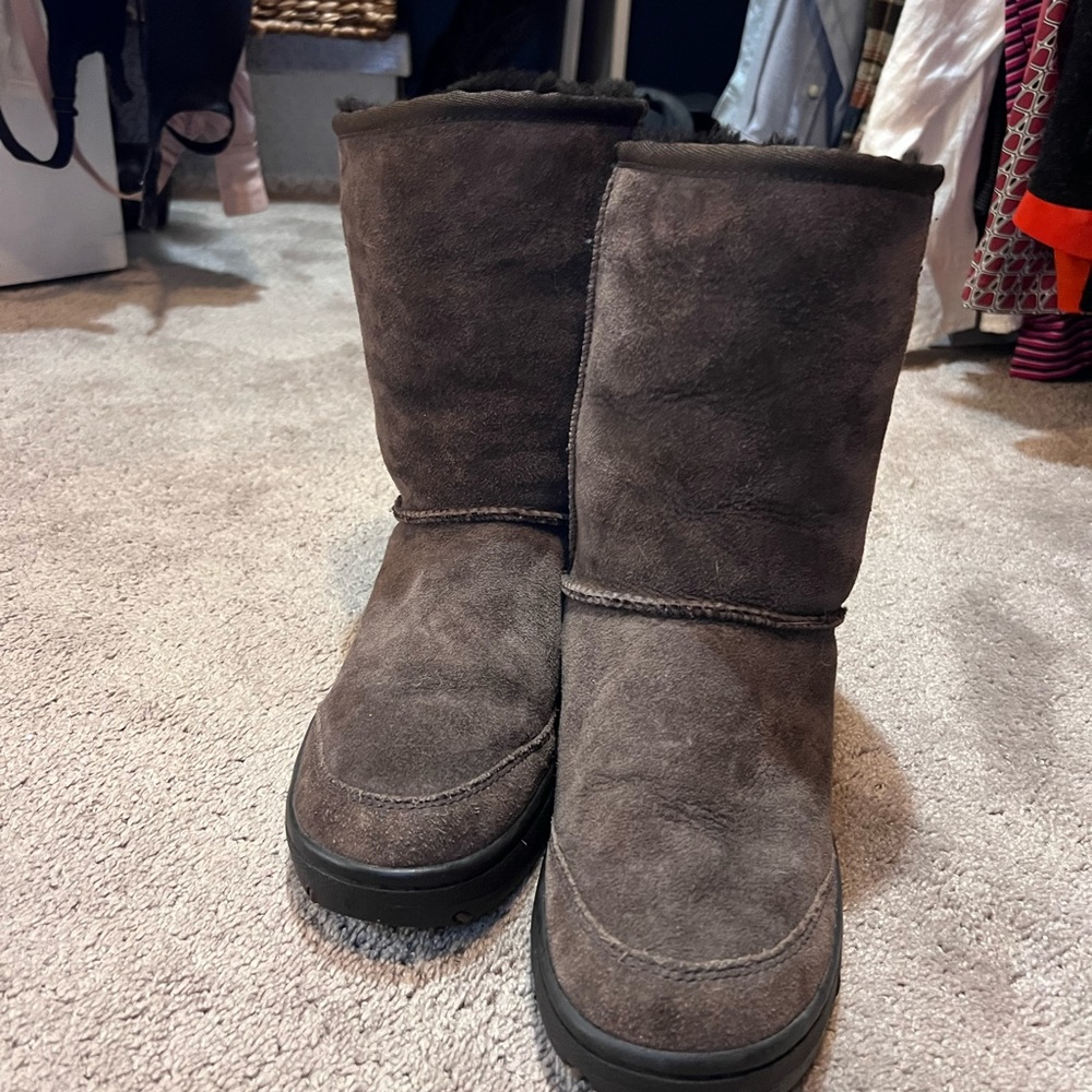UGG ultimate short bootie